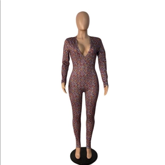 Brand new Womens sexy graphic printed jumpsuit - Picture 2 of 4